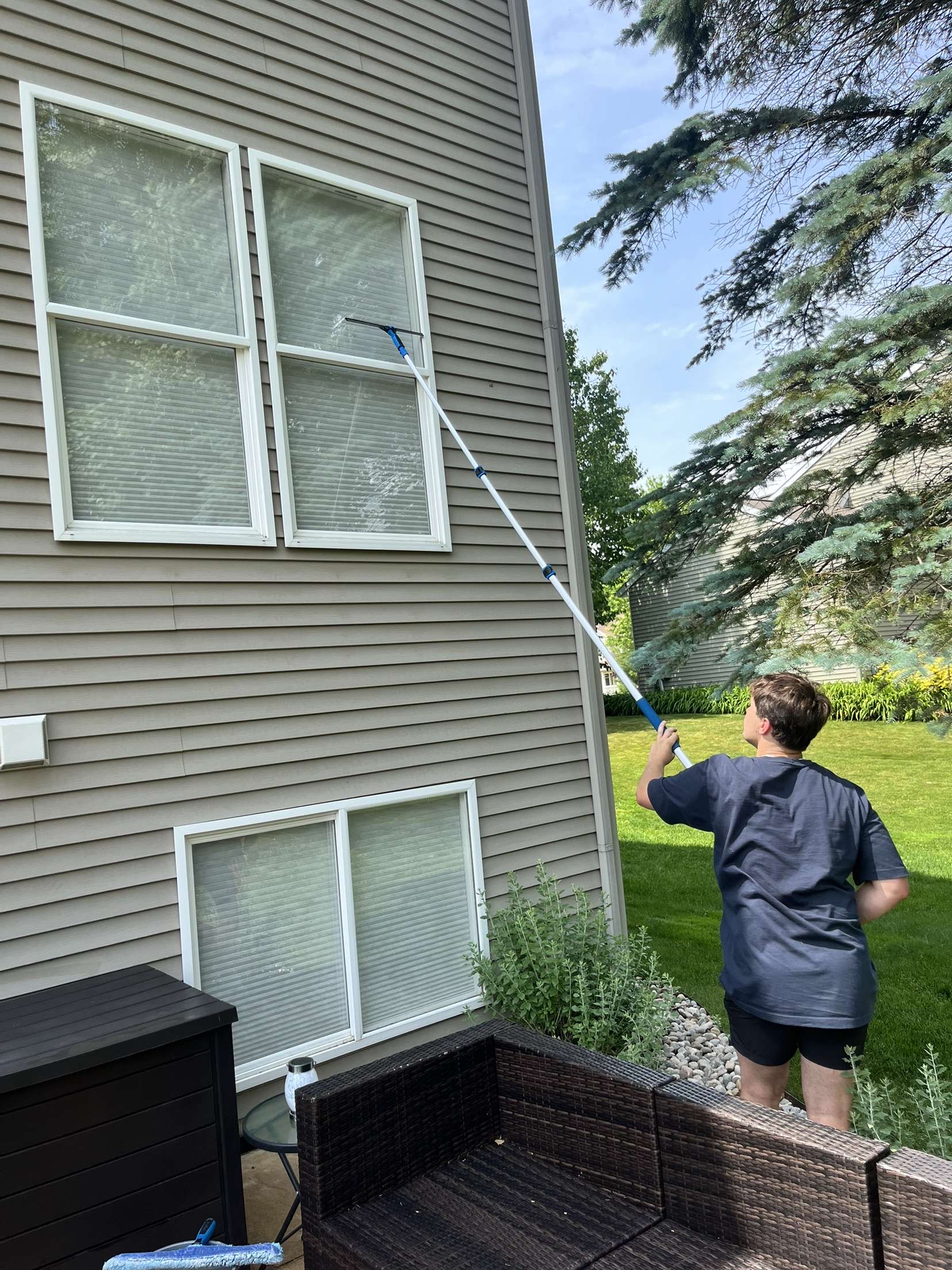 Streak-free window cleaning by Tide Windows in Tuscaloosa